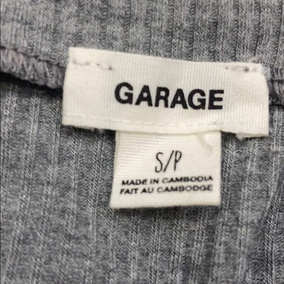 🌵3/$20 • GARAGE Soft Collared Tank Top - Picture 3 of 3